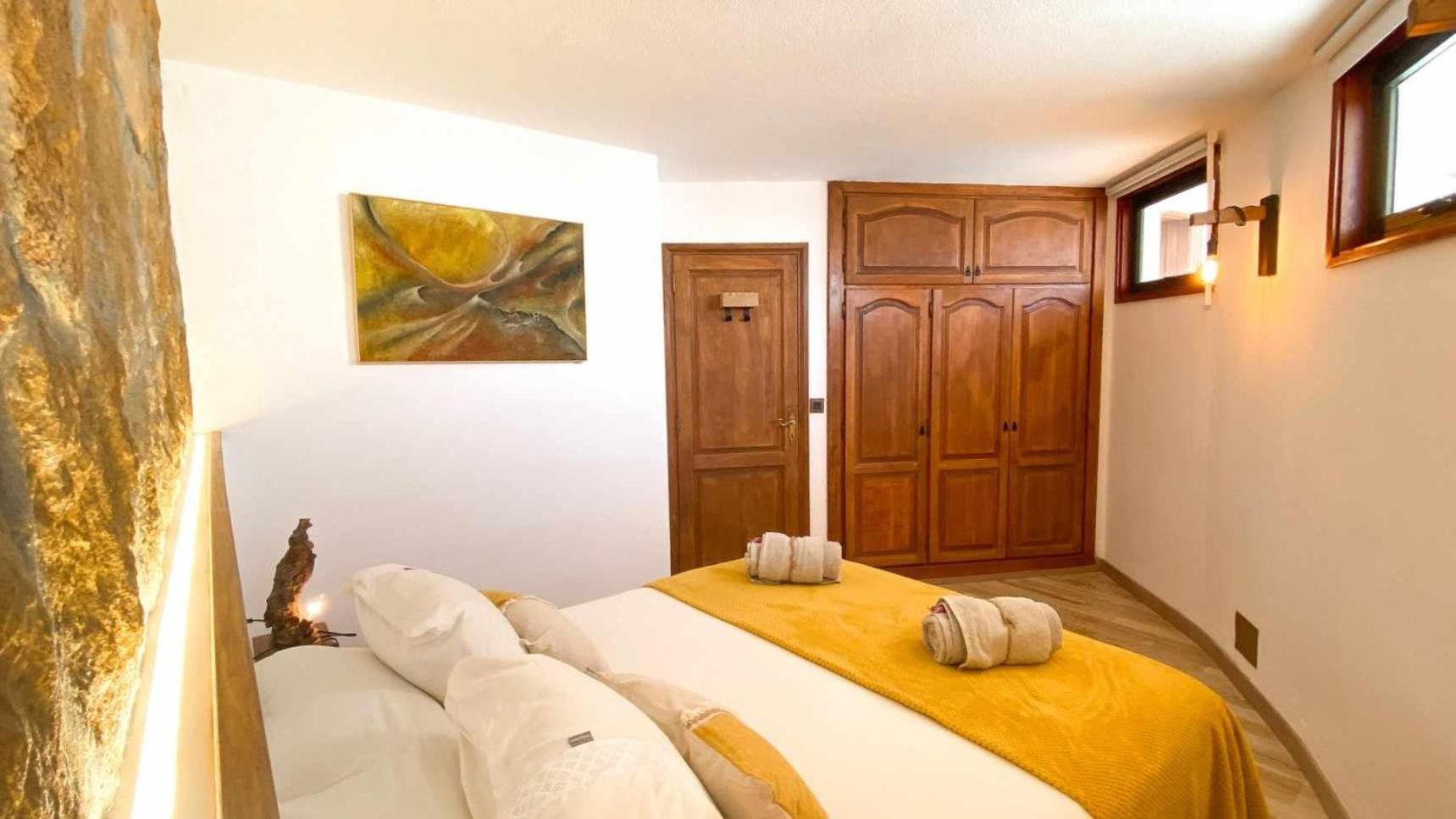 Bungalow Allende Famara Con Piscina Privada Y Ac Exterior foto